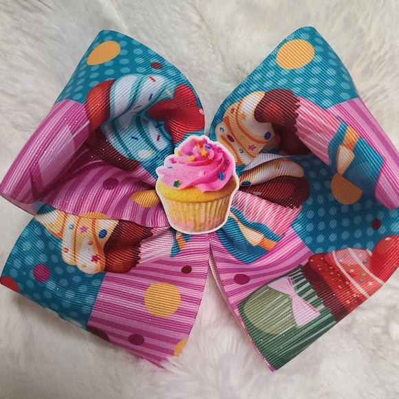 Other - Cupcake jumbo hair bow